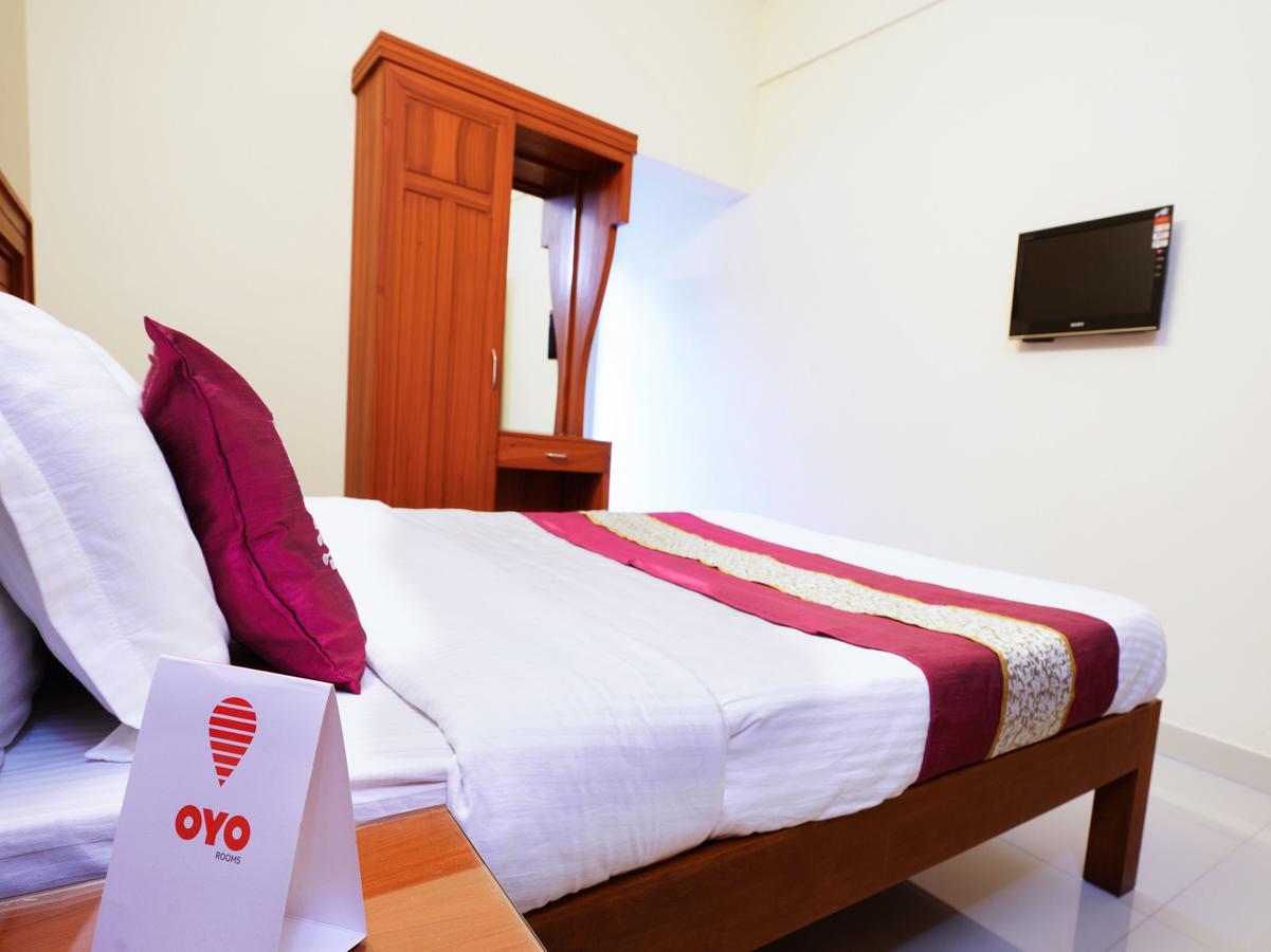 Oyo 9404 Hotel White Fort 마난타바디 외부 사진
