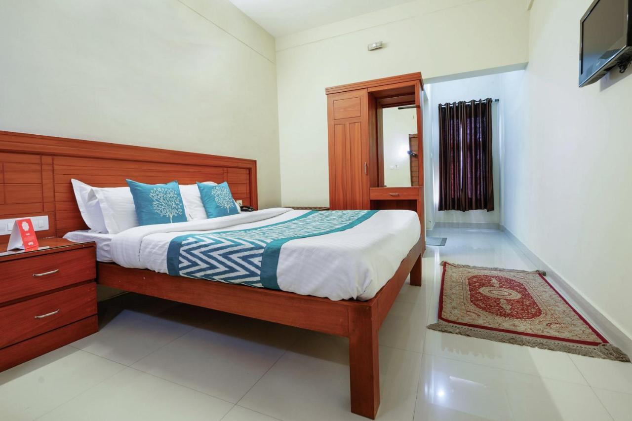 Oyo 9404 Hotel White Fort 마난타바디 외부 사진